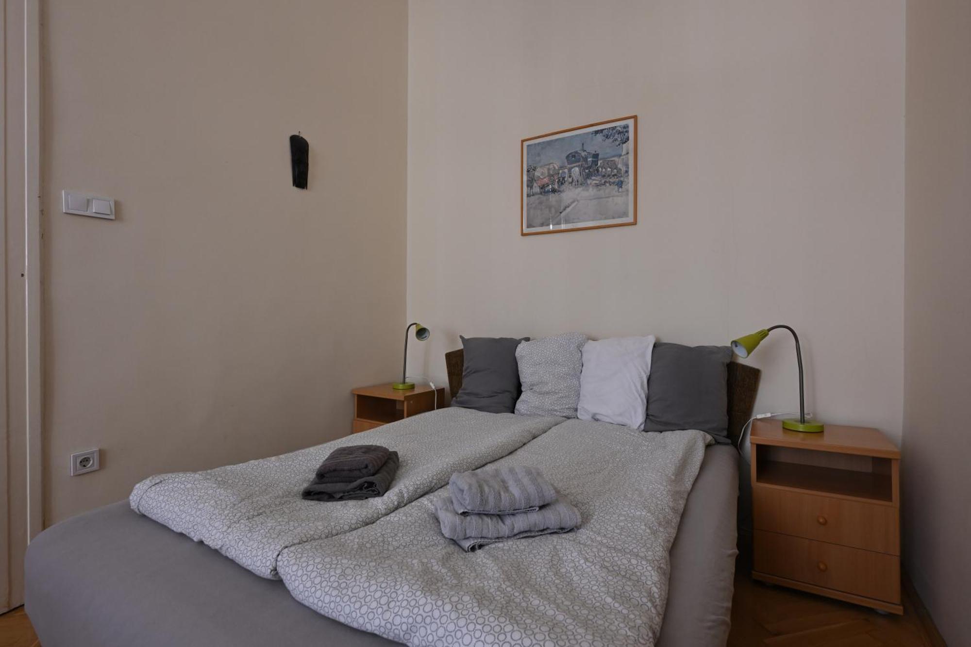 A Quiet Place In The Heart Of The City Budapest Exterior photo